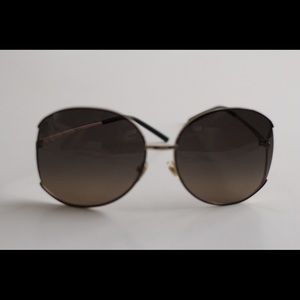 Gucci sunglasses GG4208/S